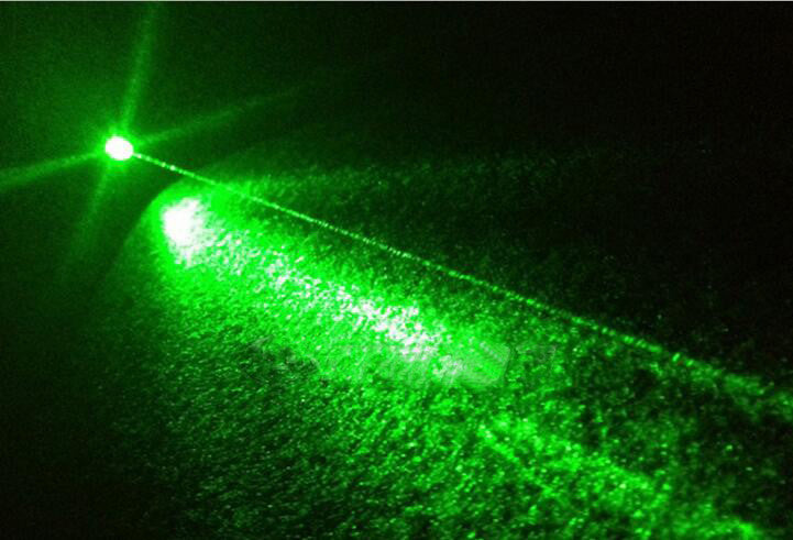 High Quality Green Laser Flashlight 532nm Green Light Star Pen Adjustable Focus