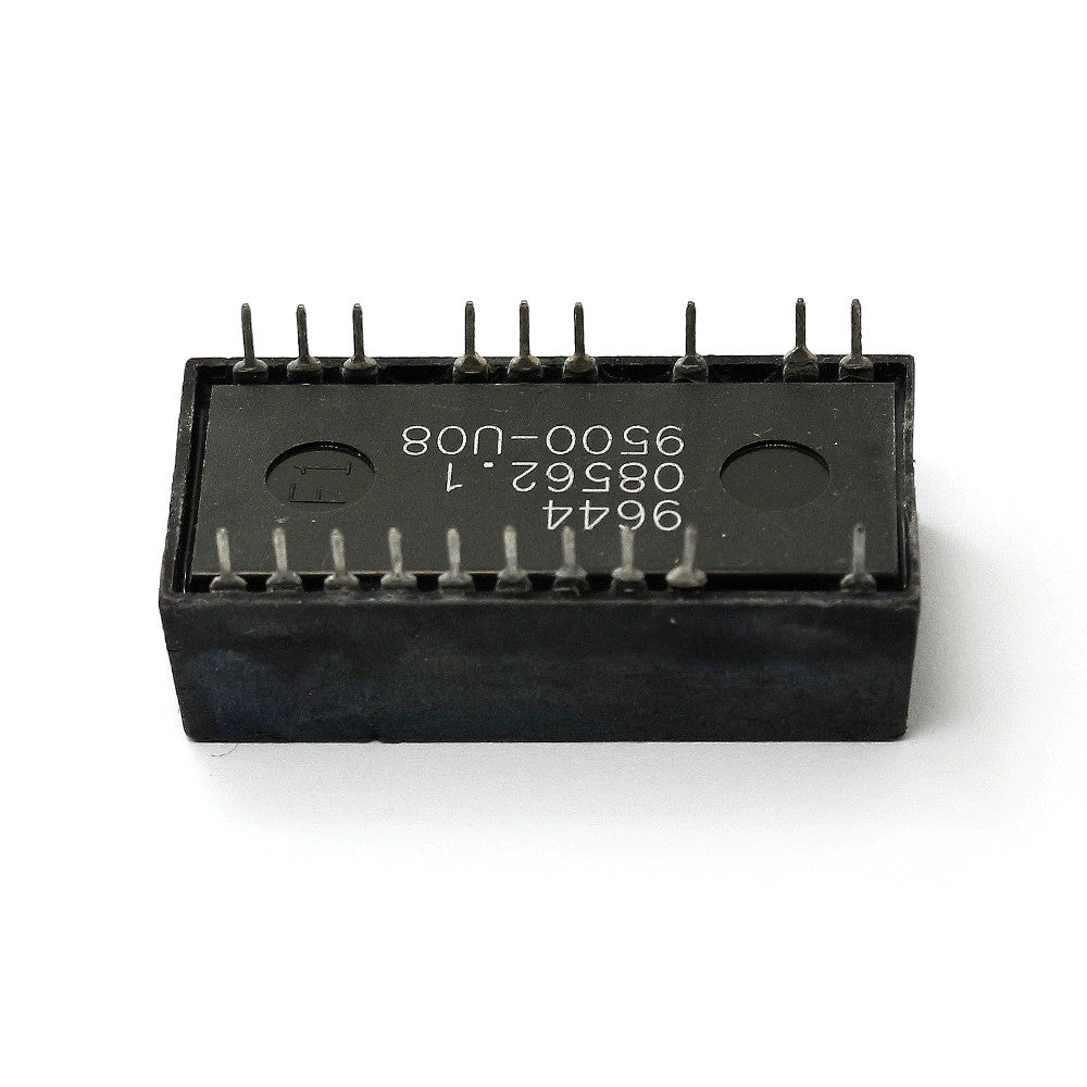 OEC12B887A  Package: DIP