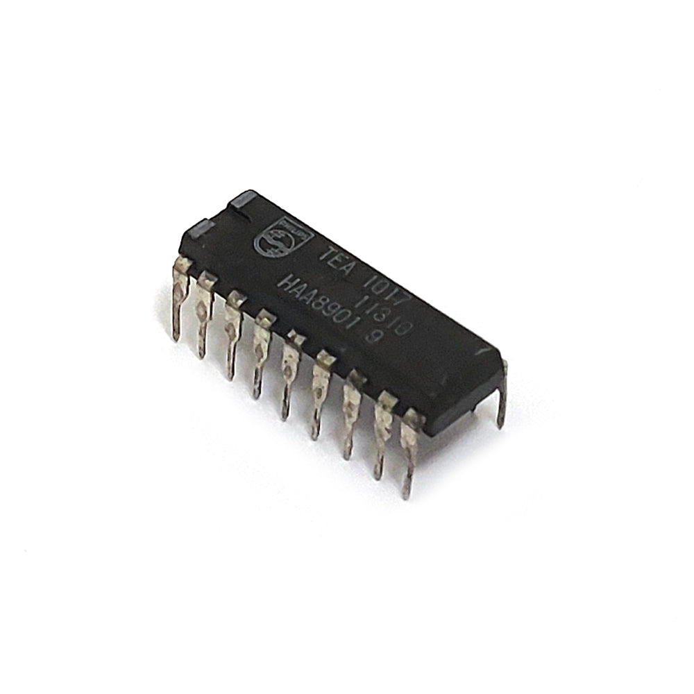 TEA1017 Package:DIP,13 BIT SERIES PARALLEL CONVERTER