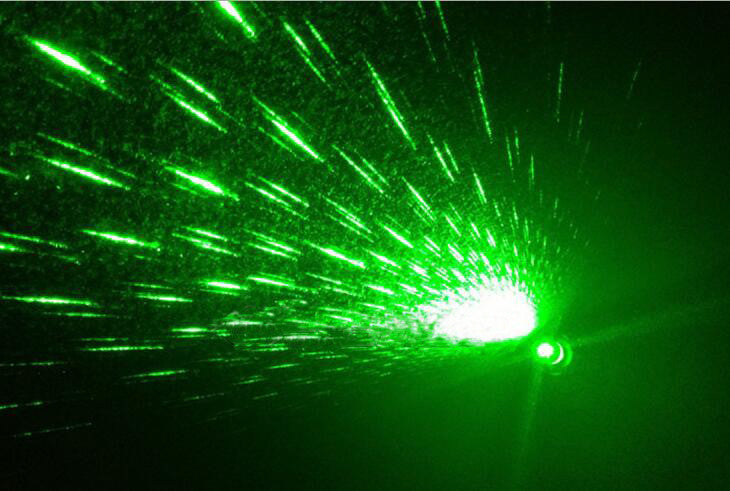High Quality Green Laser Flashlight 532nm Green Light Star Pen Adjustable Focus